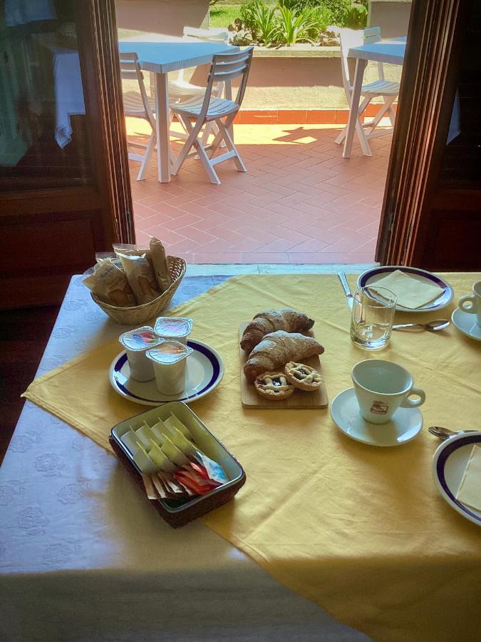 Villa Orsini - A Retreat In Pisa - Food And Relax المظهر الخارجي الصورة
