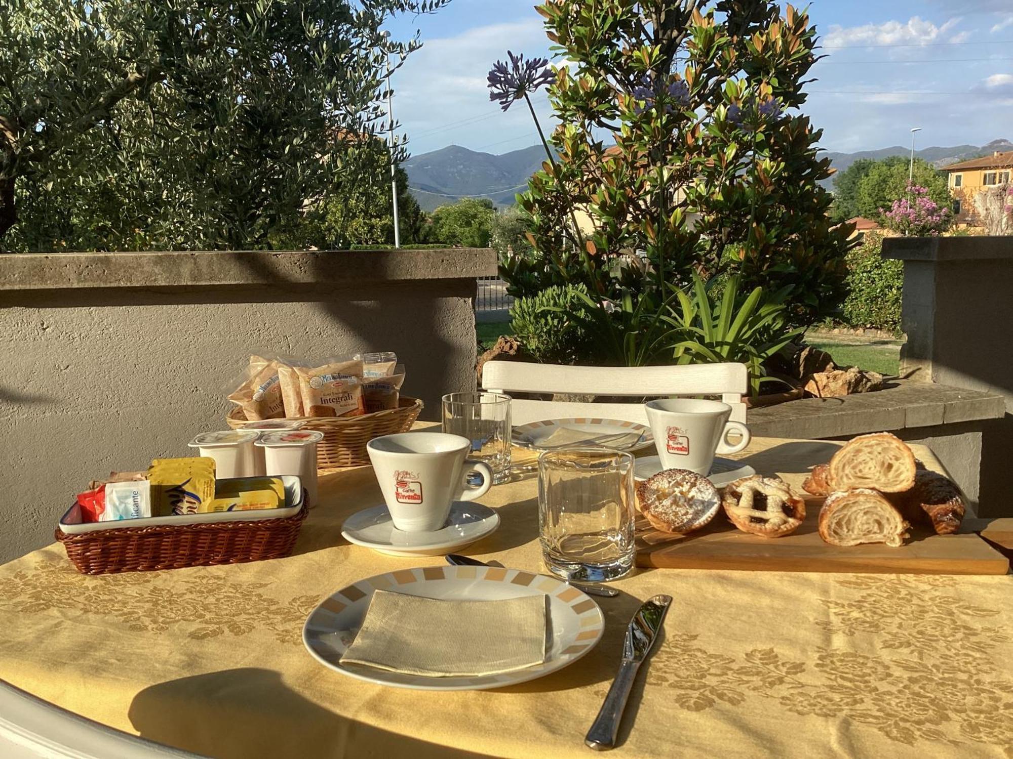 Villa Orsini - A Retreat In Pisa - Food And Relax المظهر الخارجي الصورة